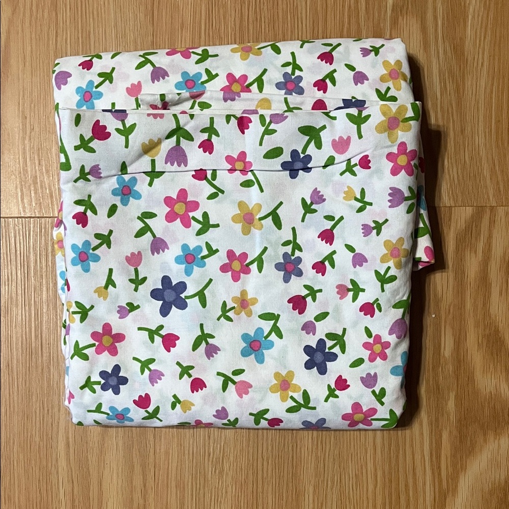 NWOT Circo Twin Top Flat Sheet